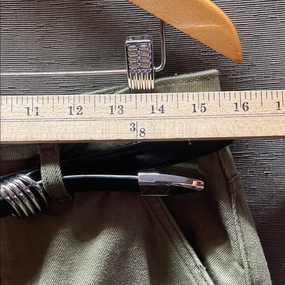 Gianni Bini Olive Cargo midi pencil Skirt - Picture 5 of 11